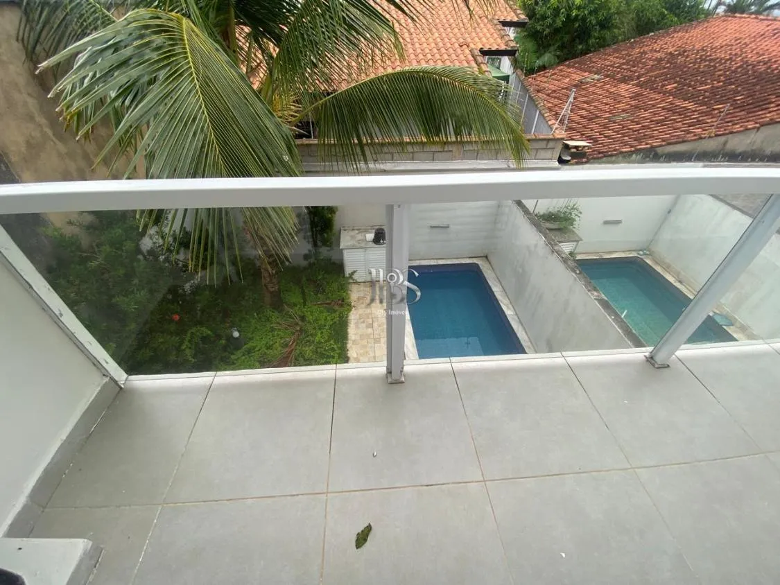 Imagem SOBRADO LADO PRAIA 2 SUITES E COM PISCINA PARA LOCAÇÃO DEFINITIVA NO LOTY EM ITANHAÉM