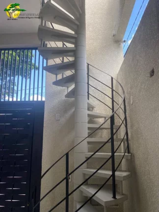 Imagem LINDO SOBRADO COM FINO ACABAMENTO NO LAUZANE