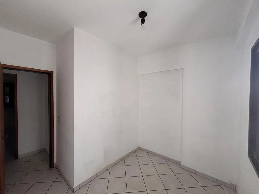 Imagem Imperdível: Apartamento de 3 quartos na Vila Príncipe de Gales, Santo André-SP - 90m², 1 suíte, 2 vagas!