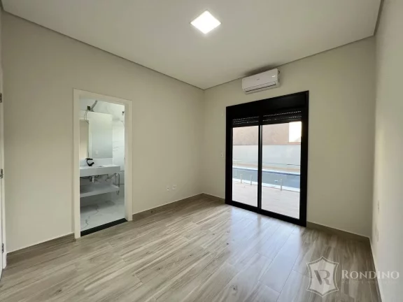 Imagem Casa t?(C)rrea com terreno de 504 m2, 04 dormitórios
