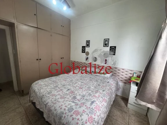 Imagem Apartamento à venda com 77m², 2 quartos, 2 banheiros, varanda frente mar por R$555.000,00 na Aparecida em Santos