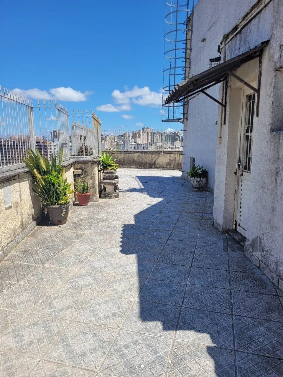 Imagem 1 dormitório,Bairro Cidade baixa,próximo a todos os recursos
