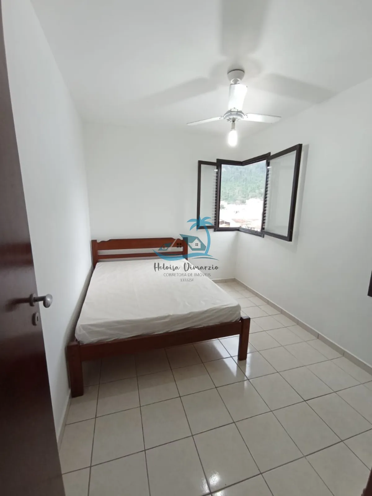 Imagem Apartamento duplex com 3 dormitórios a 200 metros do mar na Praia Grande em Ubatuba.