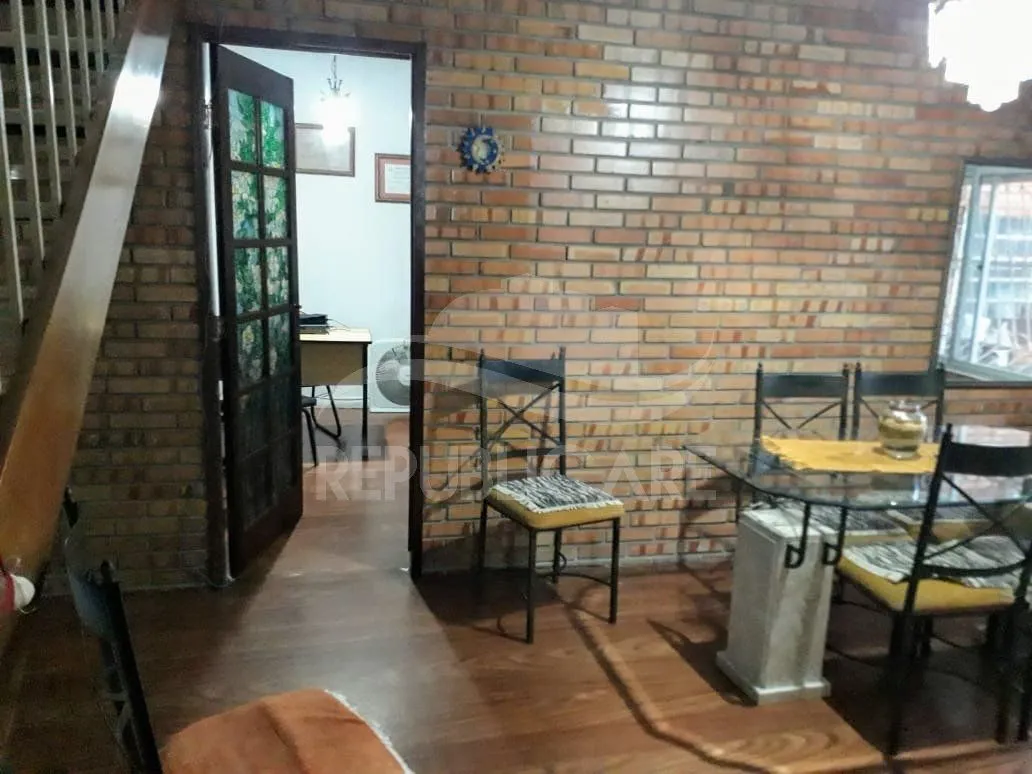 Imagem CASA 3 DORMITORIOS NA ASSIS BRASIL