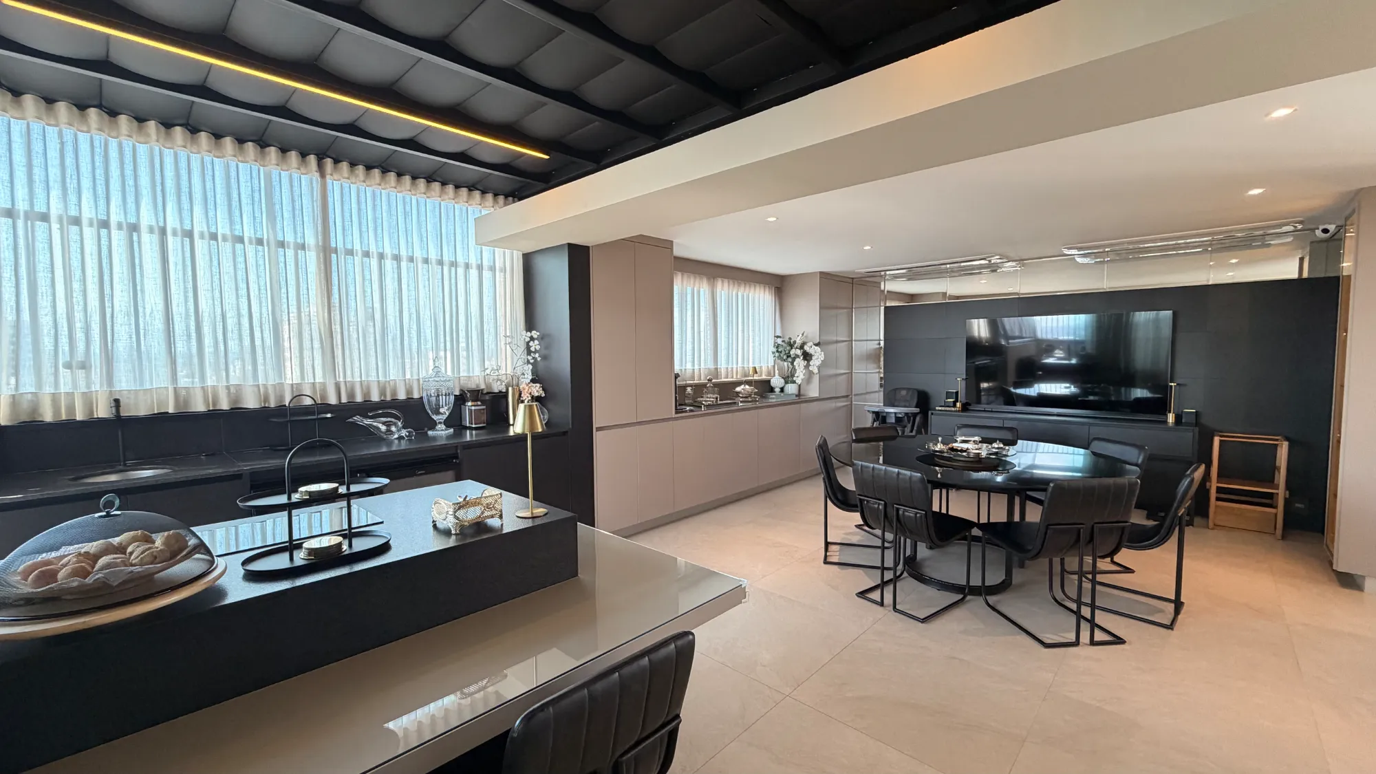 Imagem Cobertura com 3 Quartos à Venda, 245 m² em Cambuí - Campinas