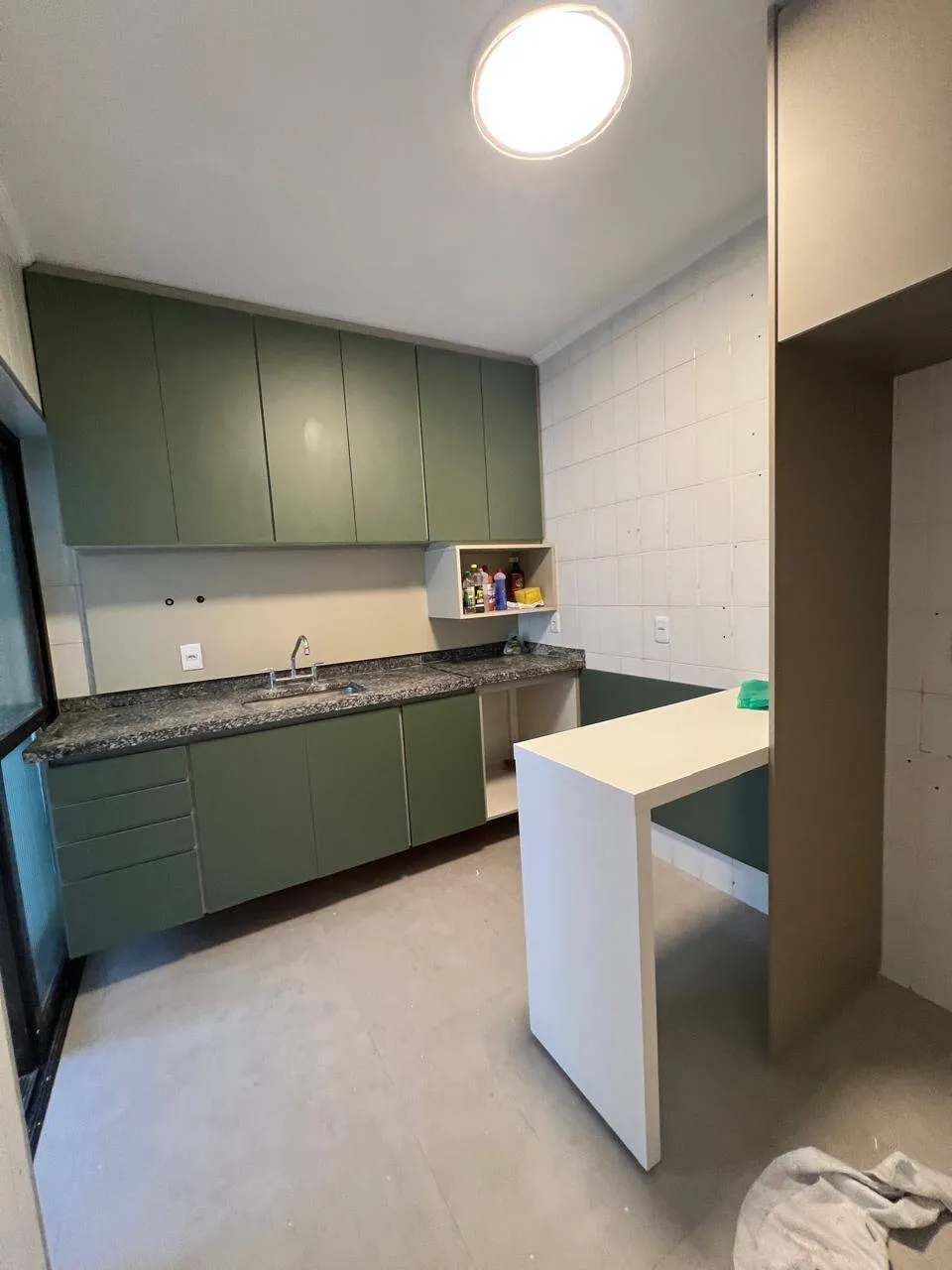 Imagem Oportunidade: Apartamento no Centro de Alphaville, Barueri - SP