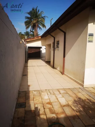 Imagem Casa à venda no bairro Guaiúba em Guarujá/SP
