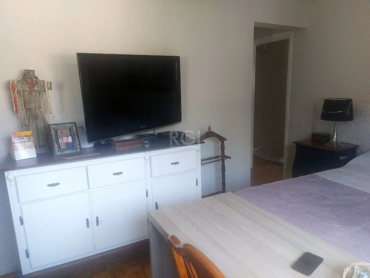 Imagem Apartamento 3 dormitórios 1 suíte e 2 vagas com 90m² no bairro Petrópolis Poa