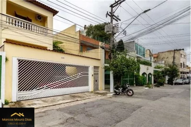 Imagem Casa à venda, com 3 Dormitórios ( 1 Suíte) com 2 Vagas de Garagem - Vila Ipojuca - São Paulo/SP