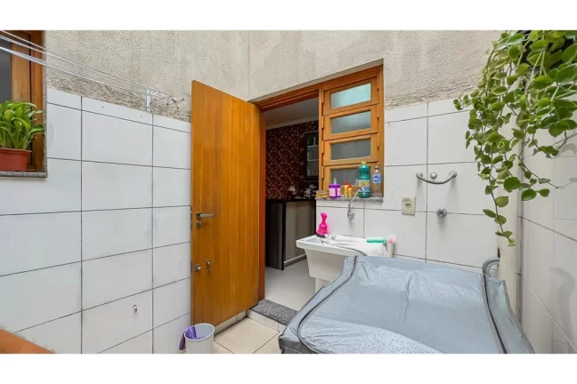 Imagem Casa em Condomínio para venda no bairro Partenon em Porto Alegre