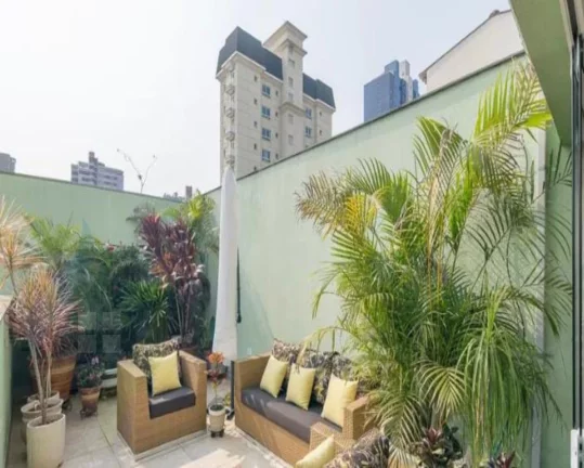 Imagem Cobertura de 3 dormitórios, 3 banheiros, 2 vagas, com 174m² em Jardim, Santo André