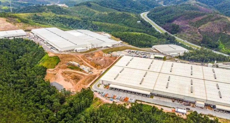 Imagem Galpão Comercial em Cajamar-SP de 15.049,21m²