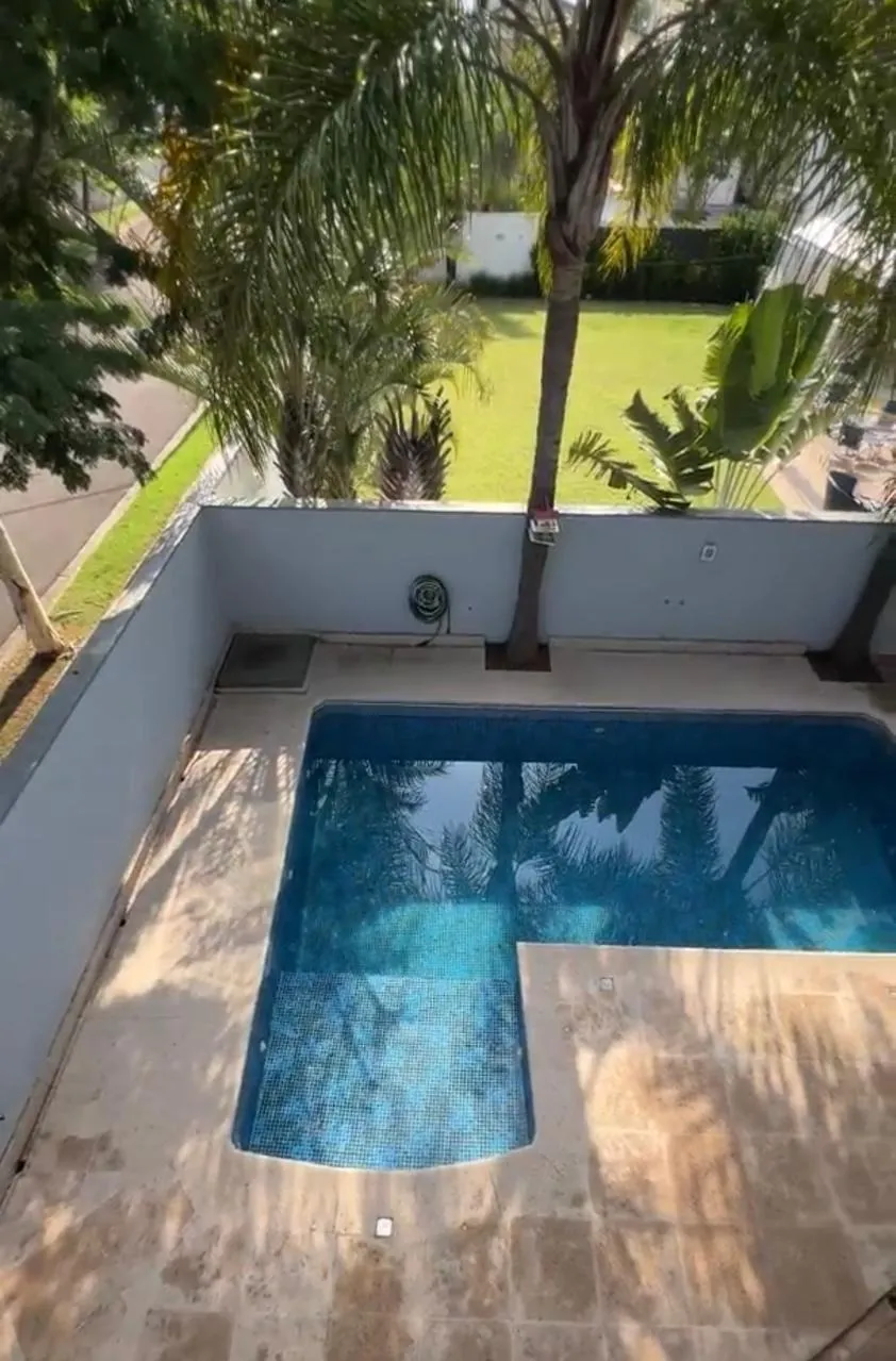 Imagem Chácara à Venda em Sarapuí - Lazer Completo e Conforto em 18.865 m²