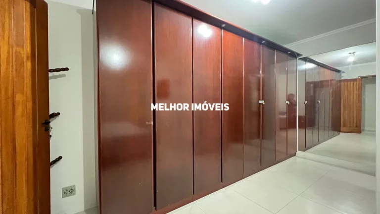 Imagem Ampla Cobertura com 263 m² no Centro de Balneário Camboriú