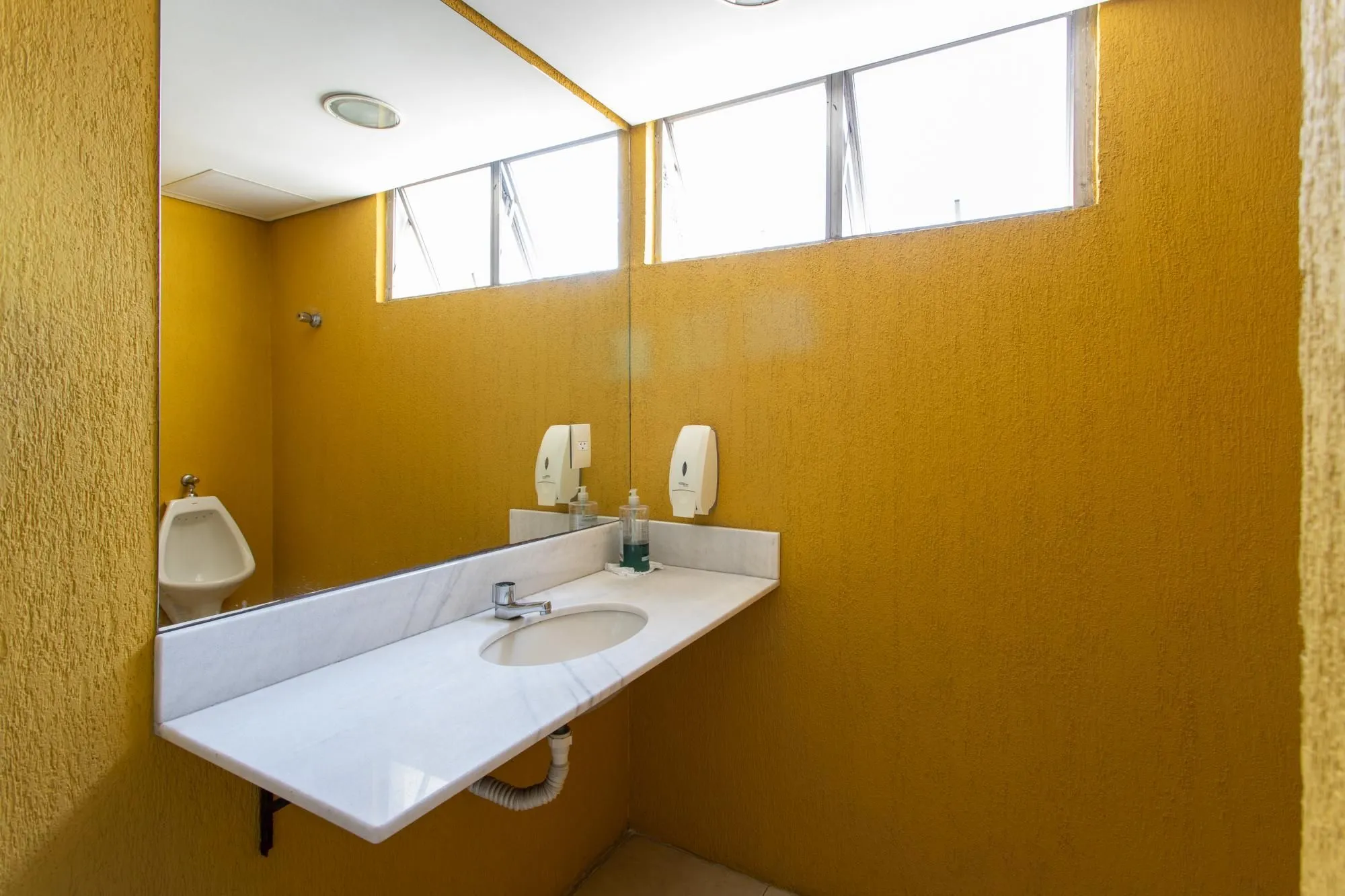 Imagem Andar inteiro mobiliado com 215 m² para até 60 pessoas
