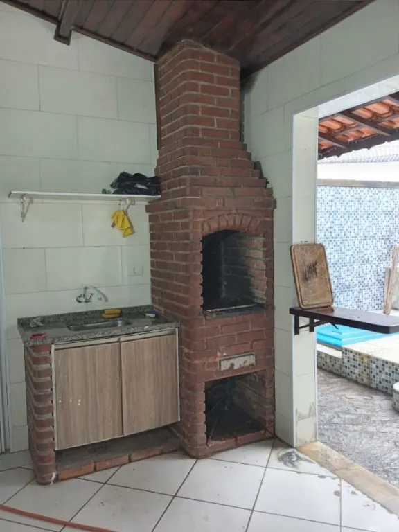 Imagem CASA COM 260,00 m² - AVIAÇÃO - PRAIA GRANDE SP