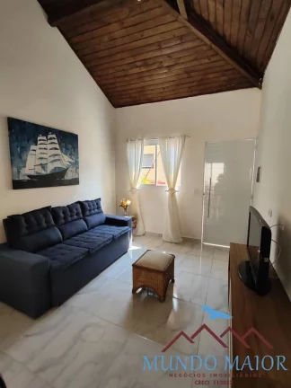 Imagem Casa com Piscina, Churrasqueira, 2 Dormitórios, suíte e condomínio fechado.