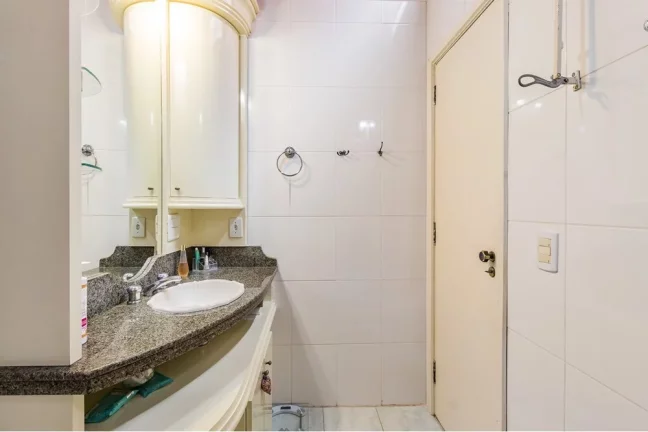 Imagem Casa em Condomínio para venda no bairro Teresópolis em Porto Alegre