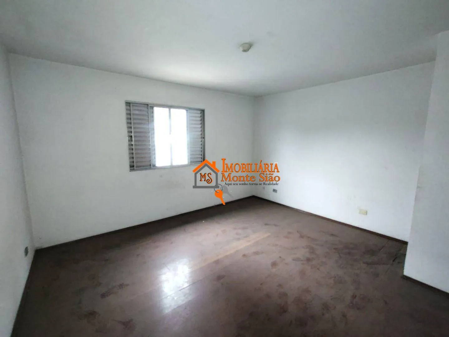 Imagem Casa com 5 dormitórios à venda, 180 m² por R$ 640.000,00 - Parque Marabá - Guarulhos/SP