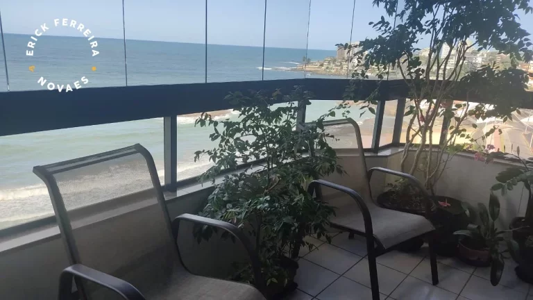 Imagem Apartamento de três dormitório sendo uma suite, a venda na avenida beira mar praia do Morro Guarapari-ES área lazer completo na cobertura.