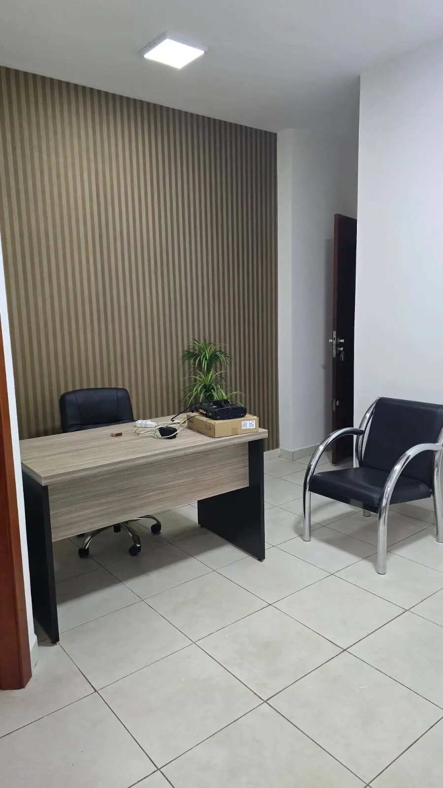 Foto do imóvel Sala comercial avenida do cpa em Avenida Historiador Rubens de Mendonça