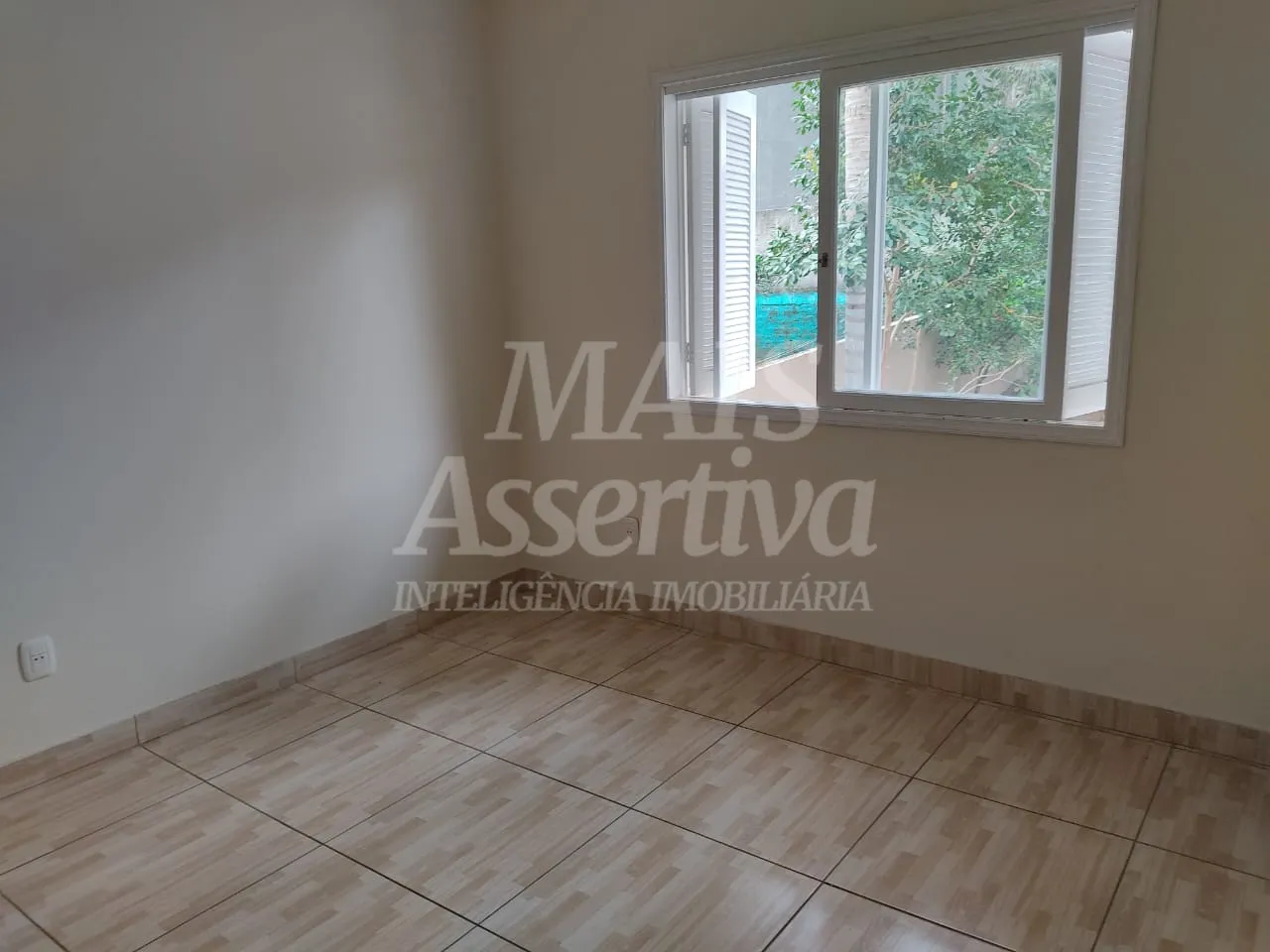 Imagem Sobrado 2 quartos para Venda no bairro Jardim Mauá em Novo Hamburgo