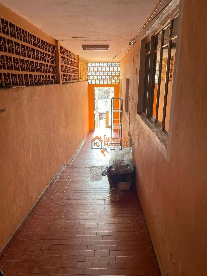 Imagem Casa com 3 dormitórios à venda, 200 m² por R$ 405.000,00 - Jardim Divinolândia - Guarulhos/SP