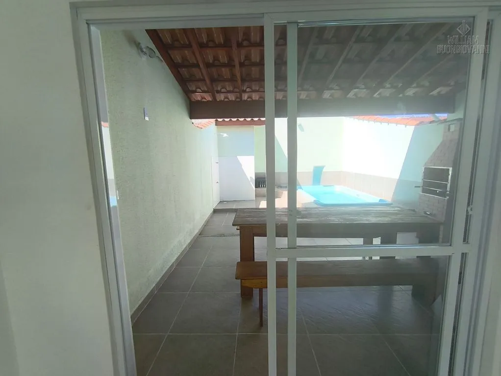 Imagem CASA TERREA COM PISCINA 4 VAGAS EM MONGAGUA: OPORTUNIDADE ÚNICA!