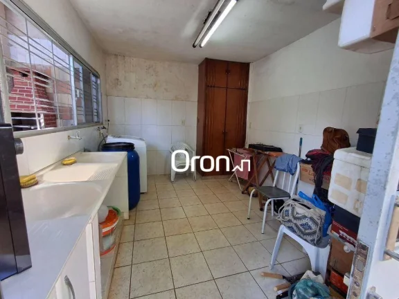 Imagem Sobrado à venda, 232 m² por R$ 899.000,00 - Setor Perim - Goiânia/GO