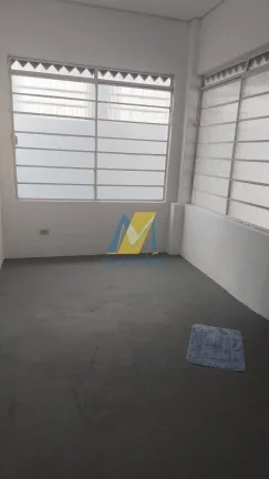 Imagem Casa comercial ampla, pronta para estruturar sua clínica ou escritório.
