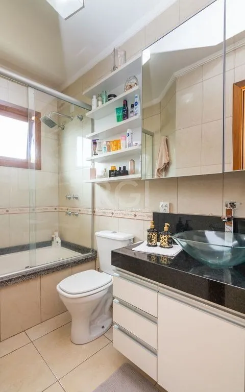 Imagem Casa Condominio de 3 dormitórios 3 vagas - bairro Nonoai