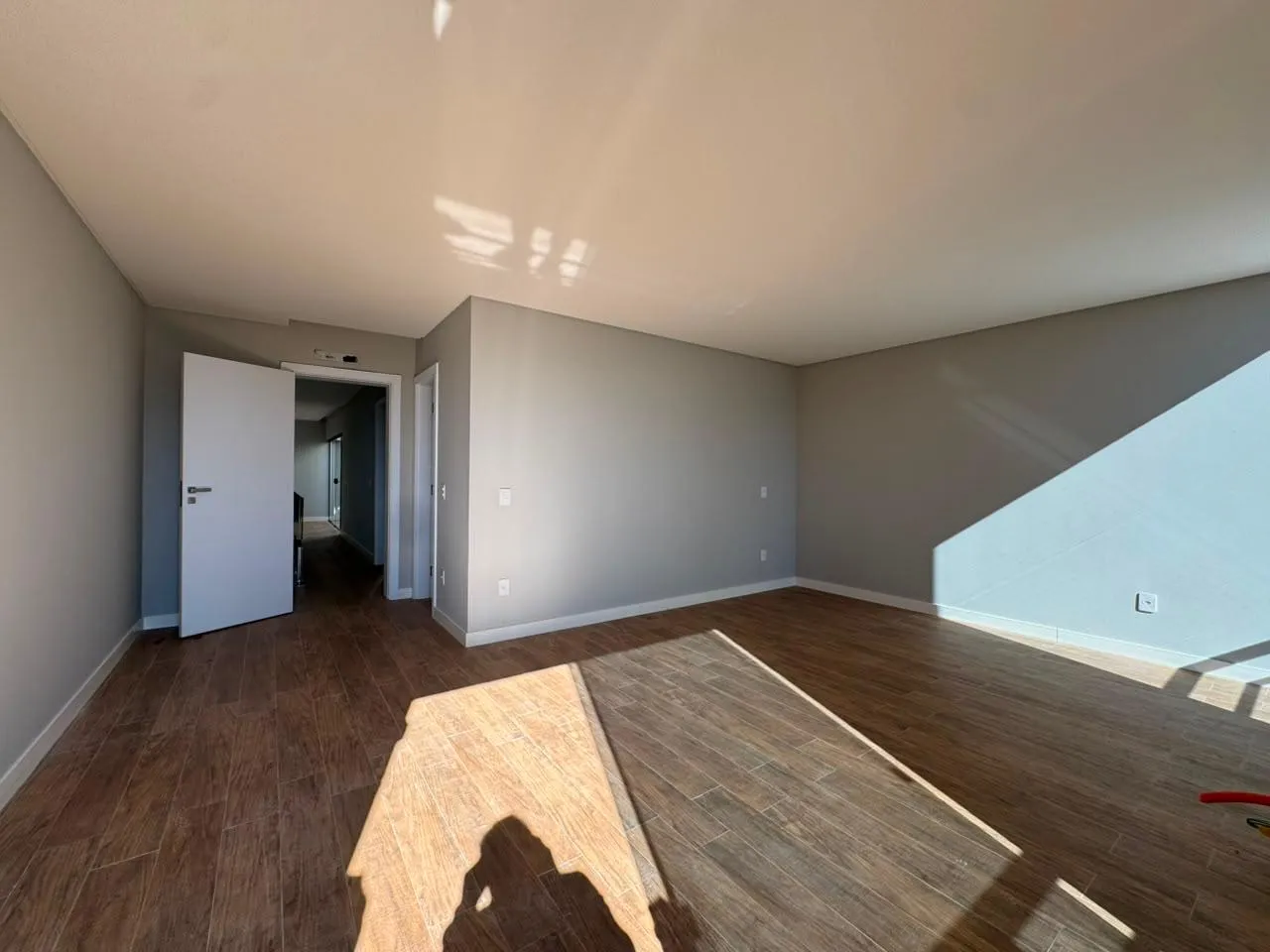 Imagem Casa à venda com 413.65m2 por R$ 3.800.000,00
