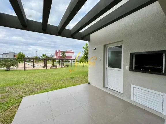 Imagem Excelente Casa no Condomínio Riviera Estilo contemporânea! Composta por 4 suítes, sendo 2 americanas,