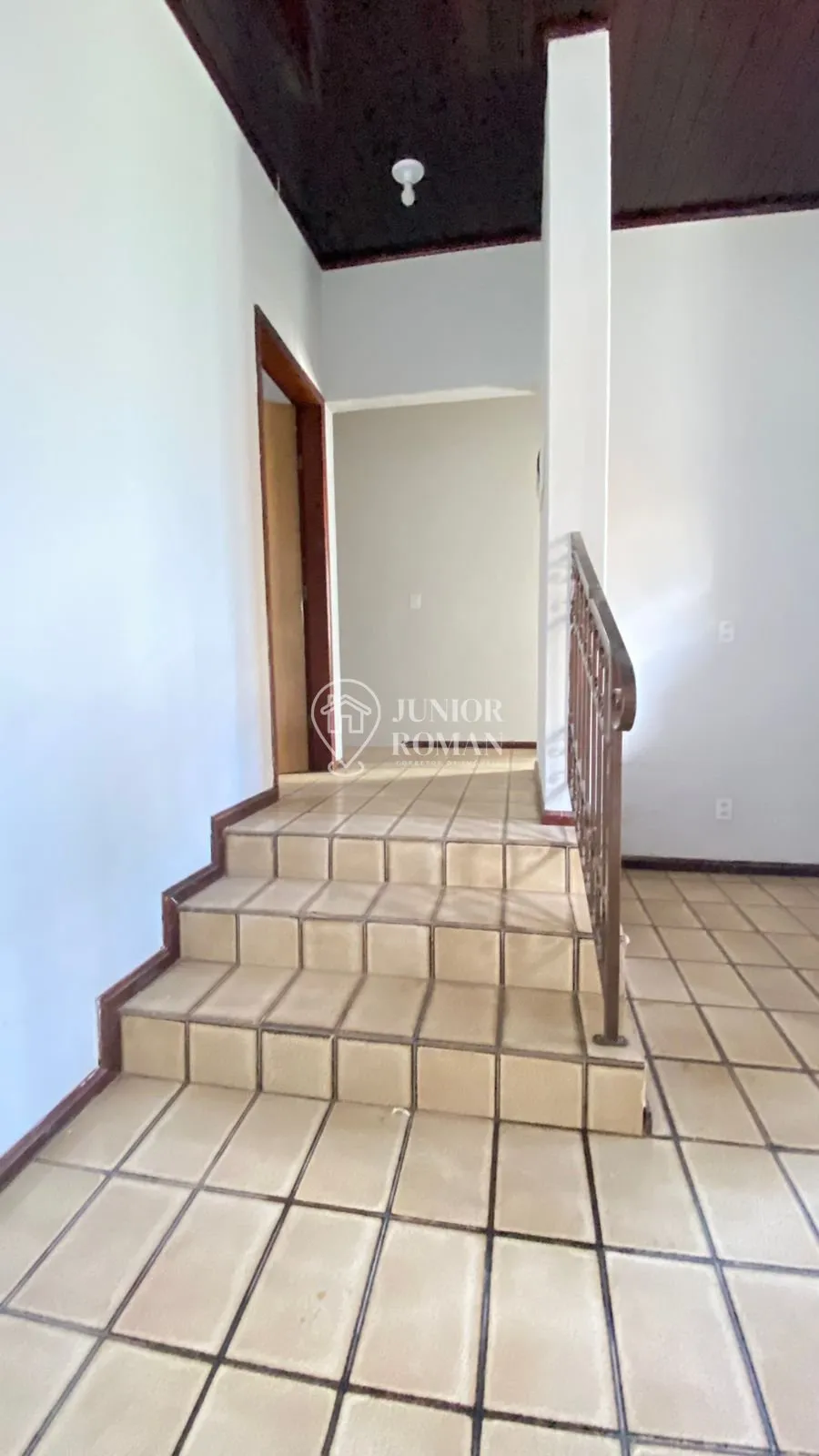 Imagem CASA COM SALÃO COMERCIAL 517M2 NO BAIRRO SANDRA REGINA - BARREIRAS/BA