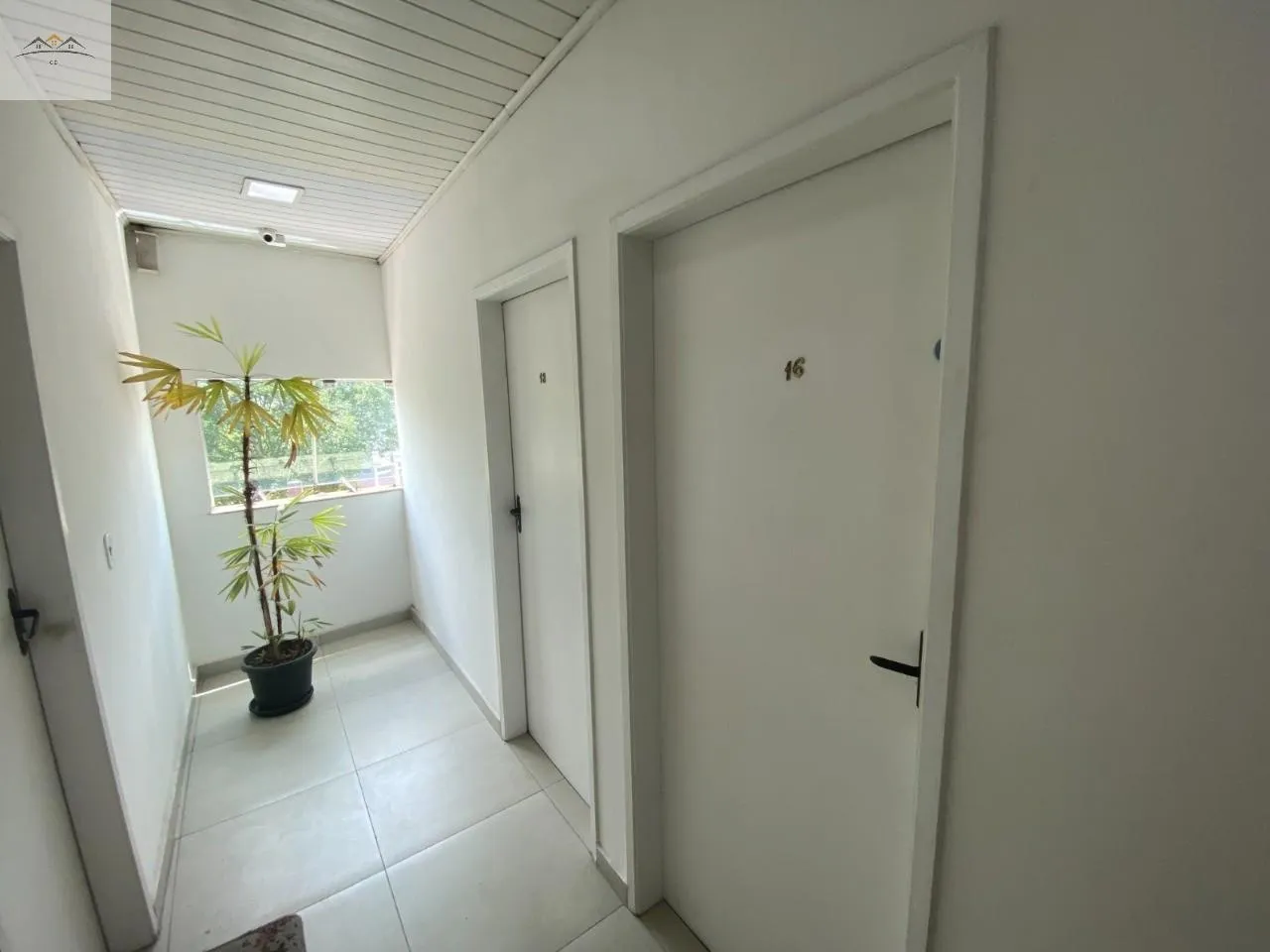 Imagem Sala Comercial locação no Centro de Osasco 24m² com wc e ar condicionado.