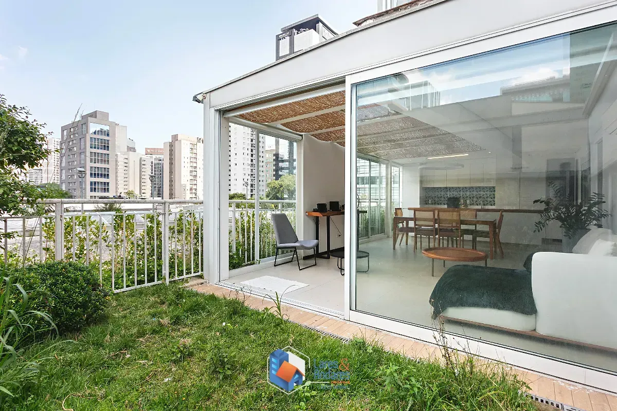 Imagem Apartamento garden para venda em Vila Nova Conceição com 2 quartos, sendo 1 suíte, 155m²