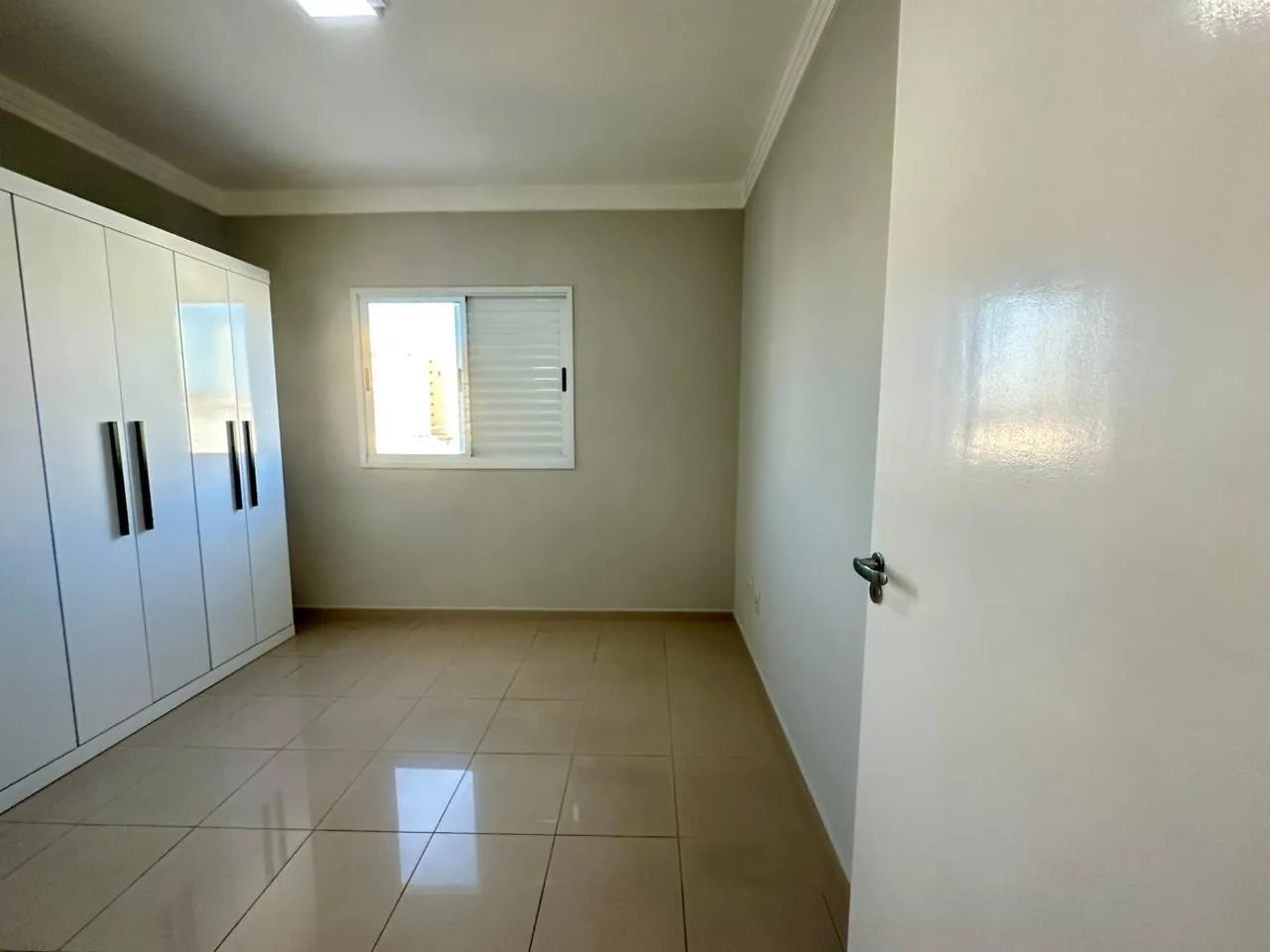 Imagem Apartamento para Locação no Edifício Meliá Campolim com 3 Dormitórios e Vista Privilegiada para o Iguatemi