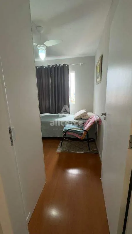 Imagem Apartamento à venda com 3 quartos , 76,1m² em Barreiros São José