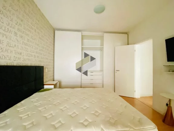 Imagem Apartamento para Venda em Santos, Gonzaga, 2 dormitórios, 1 suíte, 2 banheiros, 1 vaga