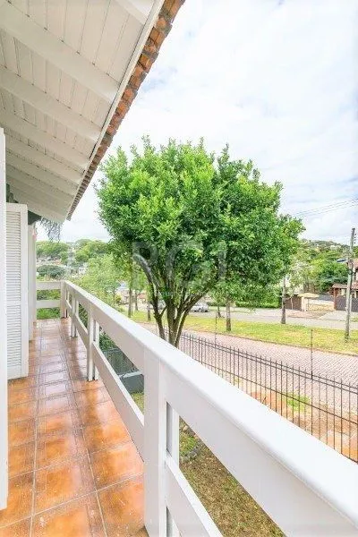 Imagem Casa para Venda - 238.35m², 4 dormitórios, sendo 1 suites, 2 vagas - Nonoai