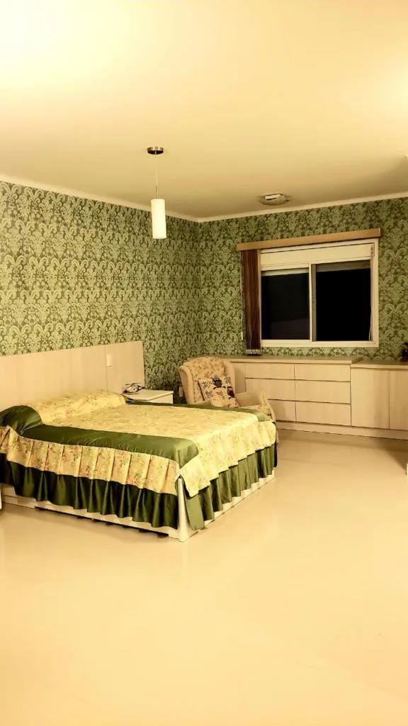 Imagem Apartamento 4 Dormitórios - Bairro Navegantes