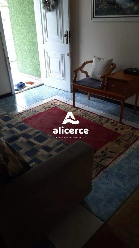 Imagem Casa à venda com 6 quartos 2 suítes, 250m² em Praia Comprida São José