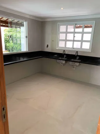 Casa com 3 Quartos à Venda, 189 m² em Itapuã - Salvador