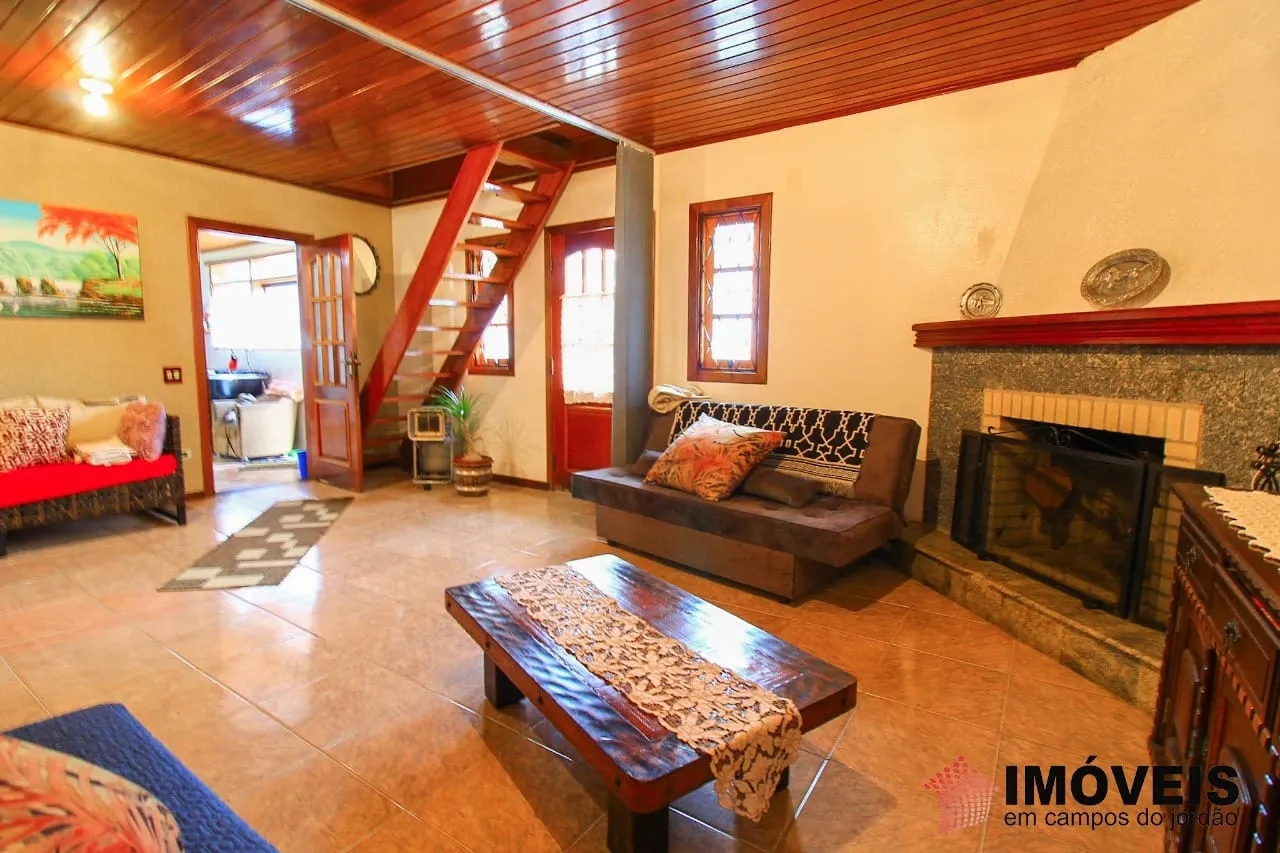 Imagem Comercial à venda 14 Quartos, 14 Suites, 5 Vagas, 380M², Vila Nova Suiça, Campos do Jordão - SP