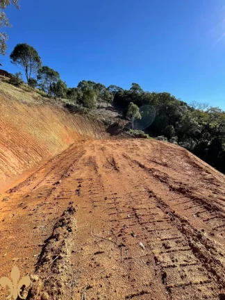 Imagem TERRENO RESIDENCIAL em RANCHO QUEIMADO - SC, Próximo da Praça