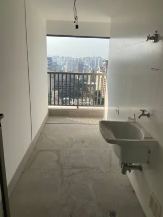 Imagem Cobertura com 3 suítes próximo a Av. Ibirapuera.