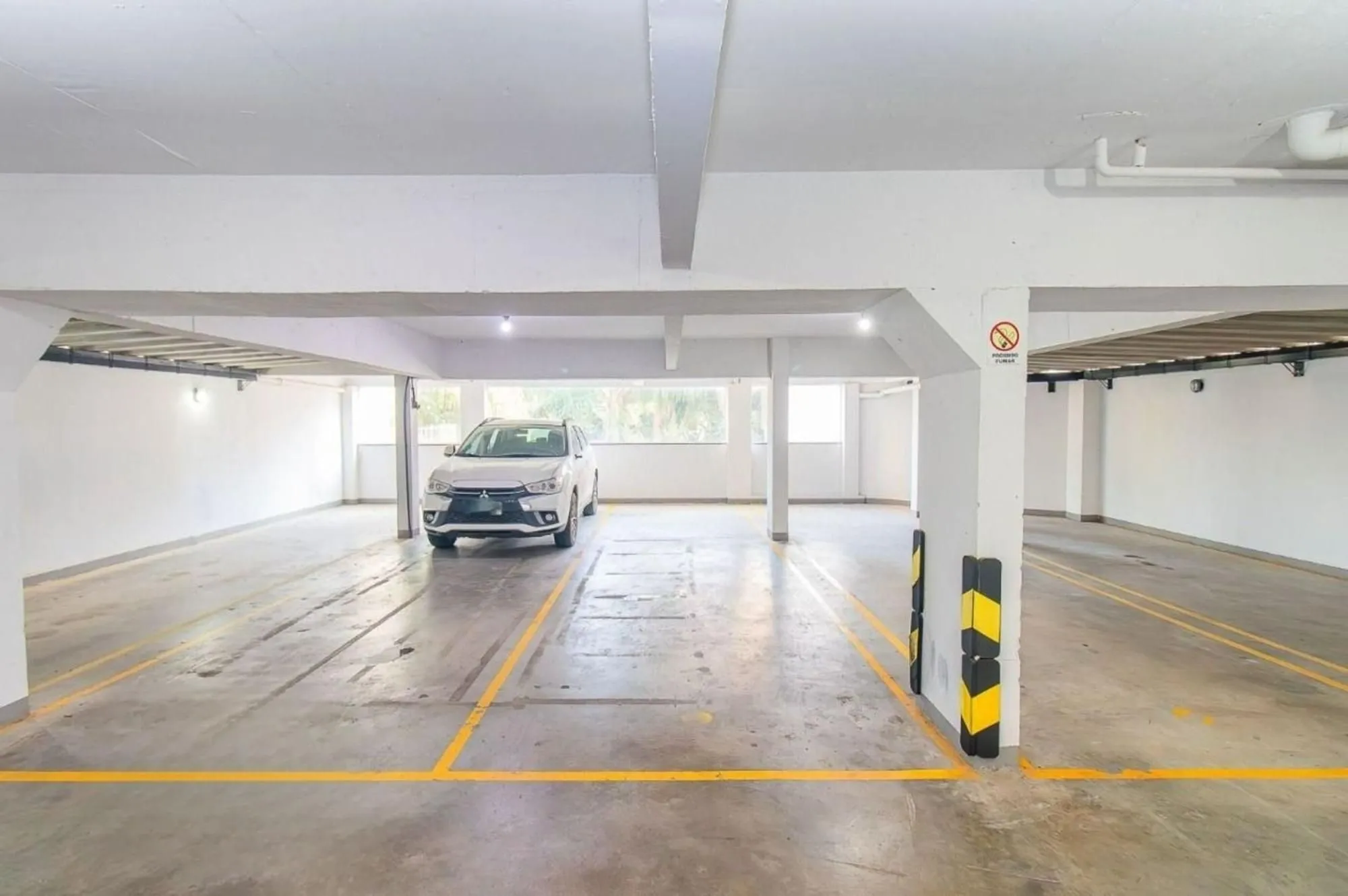 Imagem Apartamento com 83m² e 2 dormitórios, 2 suítes, 3 vagas no bairro Petrópolis