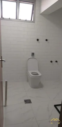 Imagem Apartamento com 207m² à Venda por R$690.000,00 - Centro - Jundiaí/SP