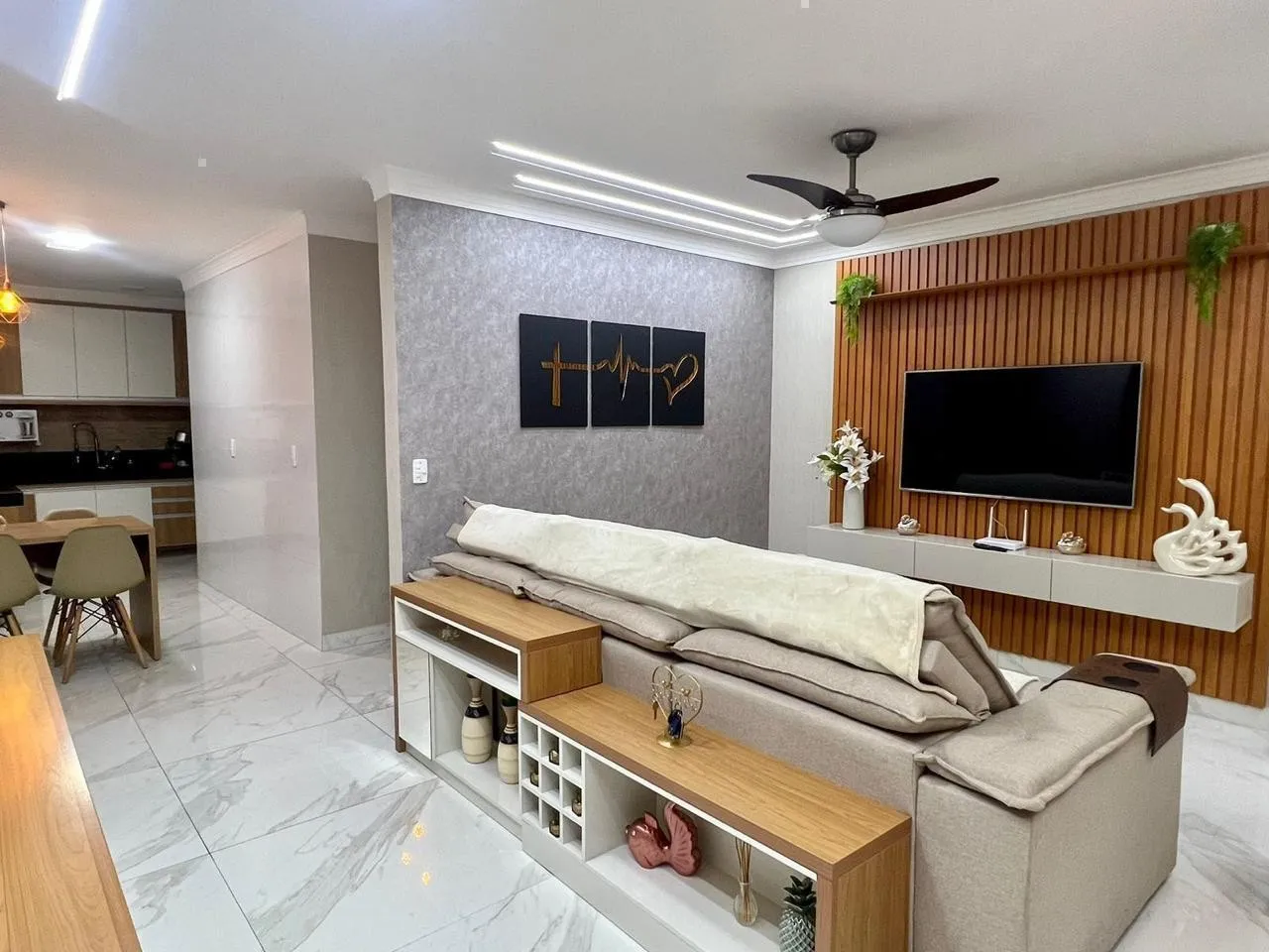 Imagem Casa com 4 quartos à venda em Vila Velha