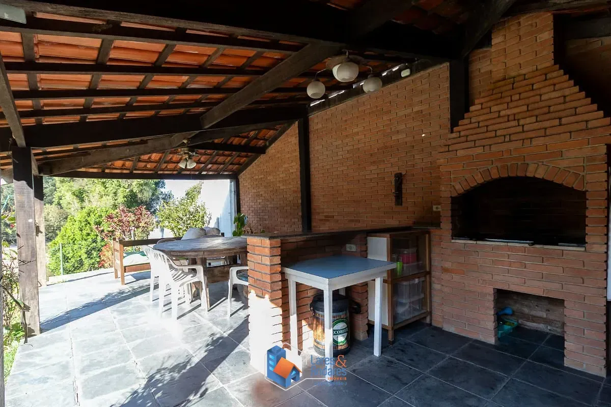 Imagem Casa comercial para venda em Guarapiranga, 650m²